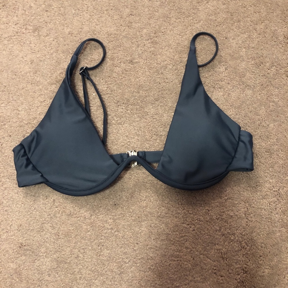 Bikini top